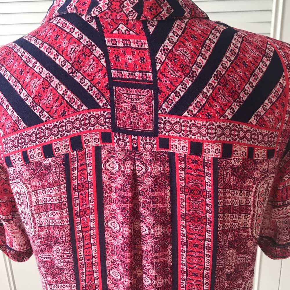 Lucky brand bandana print tie front blouse. - Picture 5 of 7